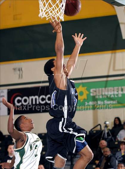 Thumbnail 3 in Monterey Trail vs. Valley (Hoops Classic 2009) photogallery.