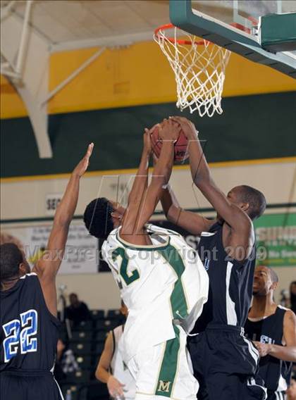 Thumbnail 3 in Monterey Trail vs. Valley (Hoops Classic 2009) photogallery.