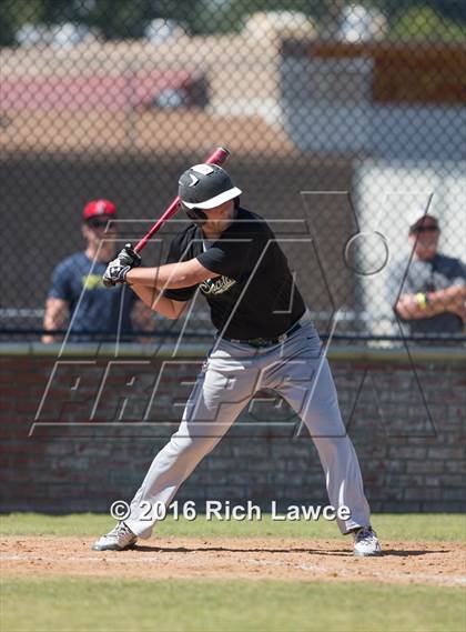 Thumbnail 3 in De La Salle @ Esperanza (National Baseball Classic) photogallery.