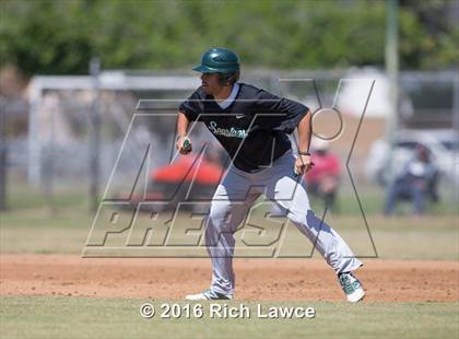 Thumbnail 2 in De La Salle @ Esperanza (National Baseball Classic) photogallery.