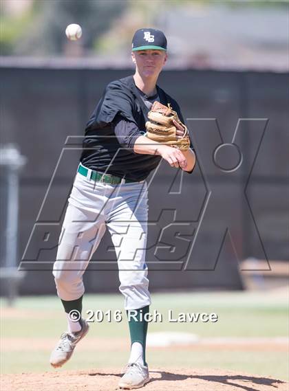 Thumbnail 3 in De La Salle @ Esperanza (National Baseball Classic) photogallery.