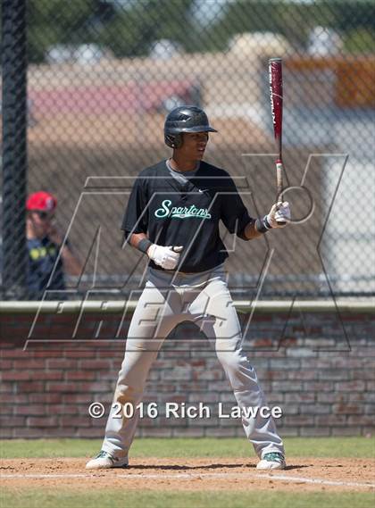 Thumbnail 2 in De La Salle @ Esperanza (National Baseball Classic) photogallery.