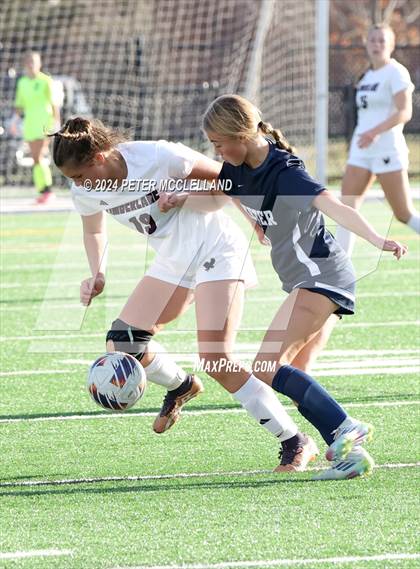 Thumbnail 3 in Exeter vs. Timberlane (NHIAA Division I Quarter-Final Round) photogallery.