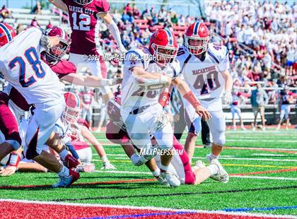 Thumbnail 2 in MacArthur vs. Garden City (Sec VIII Conf II Final) photogallery.