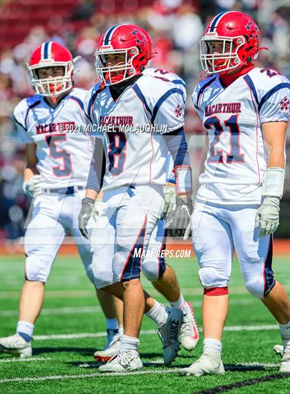 Thumbnail 2 in MacArthur vs. Garden City (Sec VIII Conf II Final) photogallery.