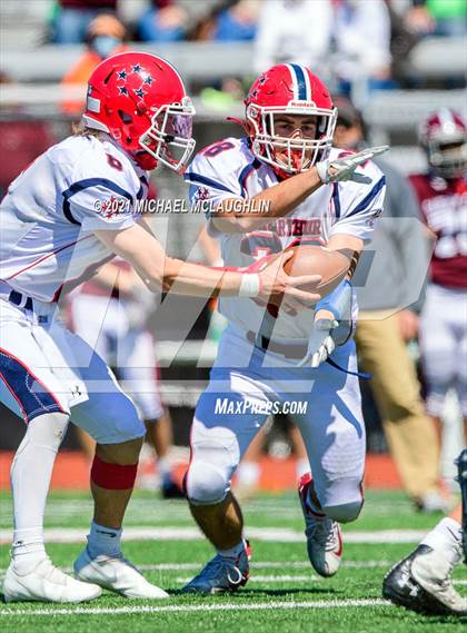 Thumbnail 3 in MacArthur vs. Garden City (Sec VIII Conf II Final) photogallery.