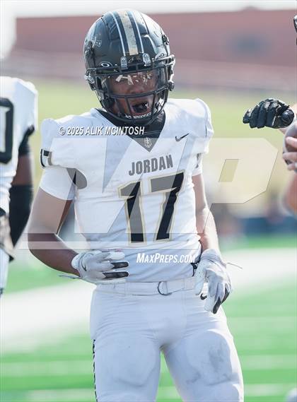 Thumbnail 1 in Jordan vs. Stratford (UIL 6A D2 Football Area) photogallery.