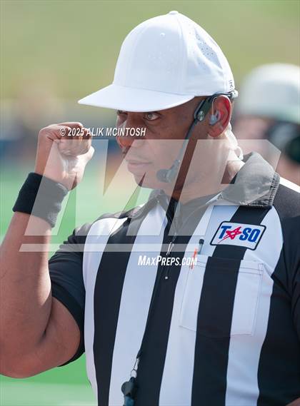 Thumbnail 2 in Jordan vs. Stratford (UIL 6A D2 Football Area) photogallery.