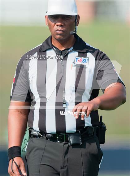 Thumbnail 2 in Jordan vs. Stratford (UIL 6A D2 Football Area) photogallery.