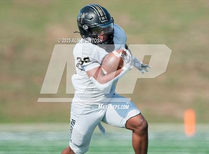 Thumbnail 2 in Jordan vs. Stratford (UIL 6A D2 Football Area) photogallery.