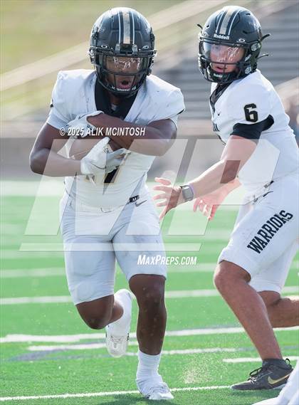 Thumbnail 3 in Jordan vs. Stratford (UIL 6A D2 Football Area) photogallery.