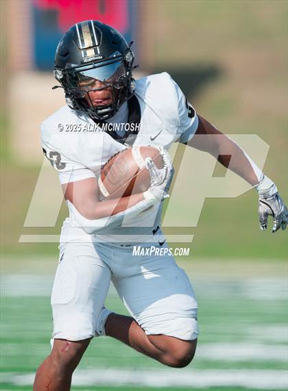 Thumbnail 3 in Jordan vs. Stratford (UIL 6A D2 Football Area) photogallery.