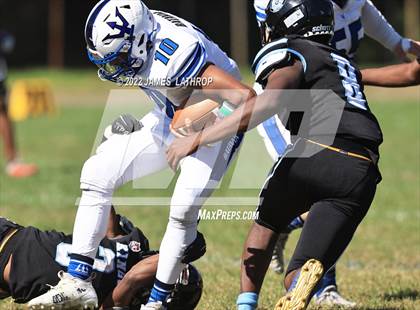 Thumbnail 1 in Bishop Kearney/Rochester Prep vs. Batavia photogallery.