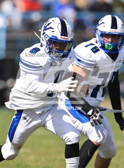 Thumbnail 2 in Bishop Kearney/Rochester Prep vs. Batavia photogallery.