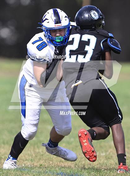 Thumbnail 3 in Bishop Kearney/Rochester Prep vs. Batavia photogallery.