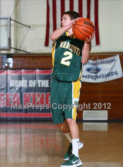 Thumbnail 2 in Mira Costa vs. Venice (Hilltop Classic) photogallery.