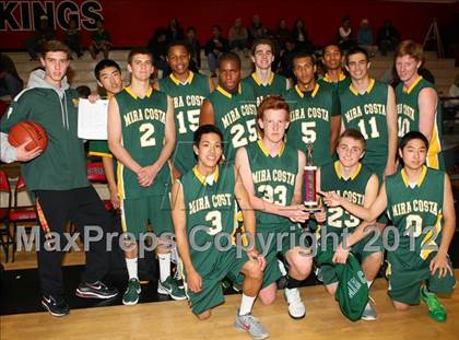Thumbnail 3 in Mira Costa vs. Venice (Hilltop Classic) photogallery.