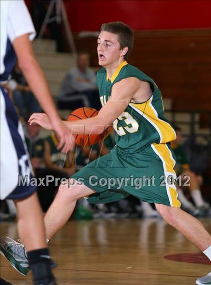 Thumbnail 1 in Mira Costa vs. Venice (Hilltop Classic) photogallery.