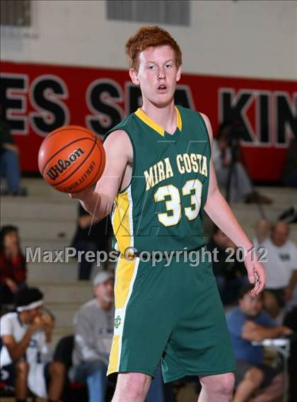 Thumbnail 2 in Mira Costa vs. Venice (Hilltop Classic) photogallery.