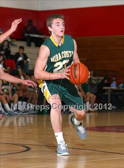 Thumbnail 2 in Mira Costa vs. Venice (Hilltop Classic) photogallery.