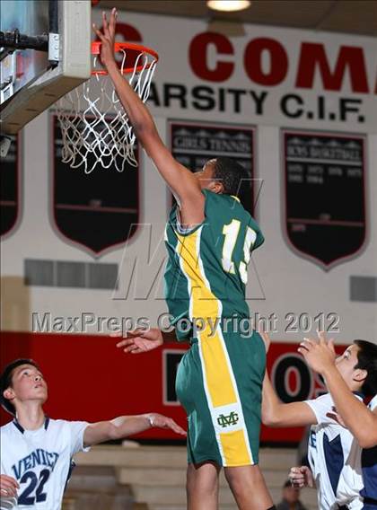 Thumbnail 1 in Mira Costa vs. Venice (Hilltop Classic) photogallery.