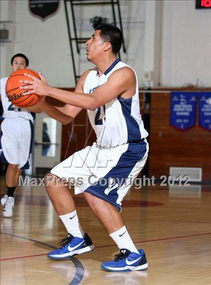 Thumbnail 3 in Mira Costa vs. Venice (Hilltop Classic) photogallery.