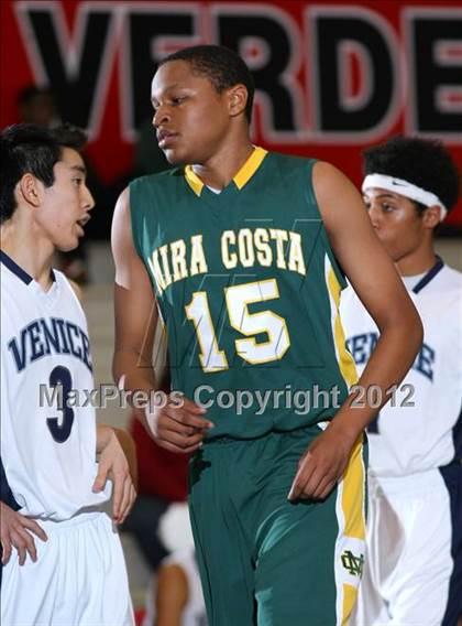 Thumbnail 3 in Mira Costa vs. Venice (Hilltop Classic) photogallery.