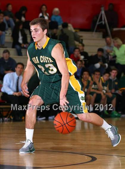 Thumbnail 3 in Mira Costa vs. Venice (Hilltop Classic) photogallery.