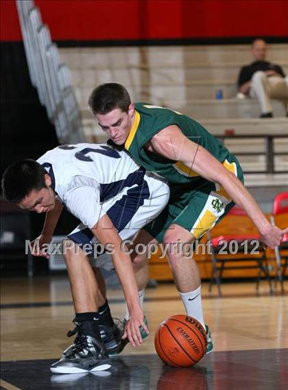 Thumbnail 3 in Mira Costa vs. Venice (Hilltop Classic) photogallery.