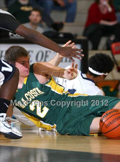 Thumbnail 1 in Mira Costa vs. Venice (Hilltop Classic) photogallery.