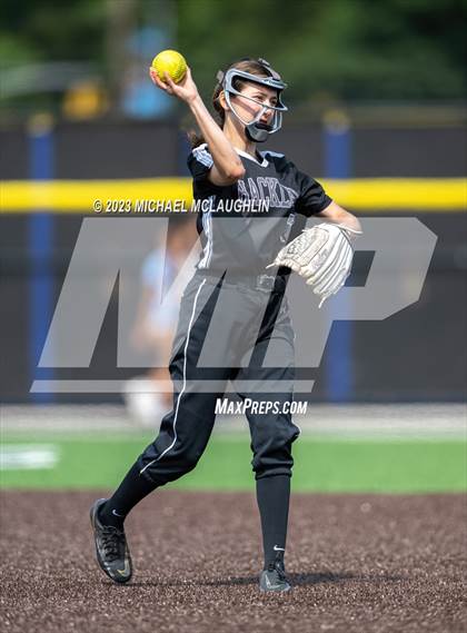 Thumbnail 3 in Hackley vs Poly Prep Country Day (NYSAIS Final) photogallery.
