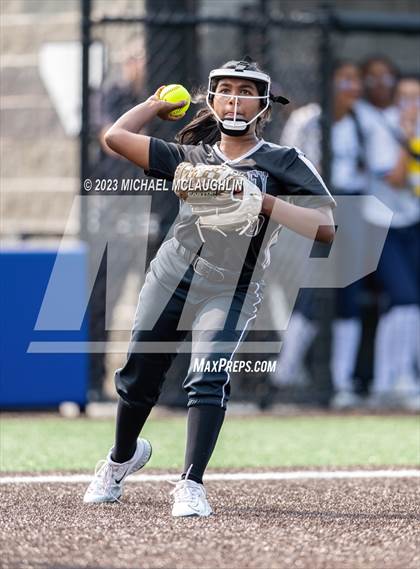 Thumbnail 2 in Hackley vs Poly Prep Country Day (NYSAIS Final) photogallery.
