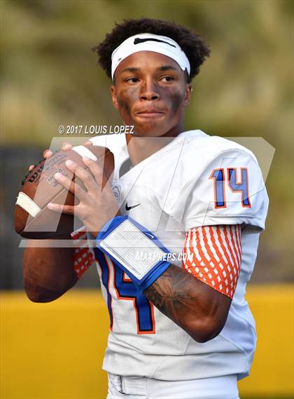 Thumbnail 3 in Bishop Gorman @ Mater Dei photogallery.