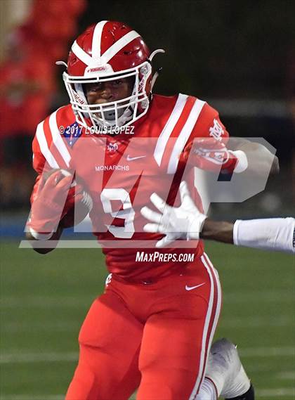 Thumbnail 2 in Bishop Gorman @ Mater Dei photogallery.