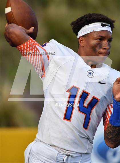 Thumbnail 1 in Bishop Gorman @ Mater Dei photogallery.
