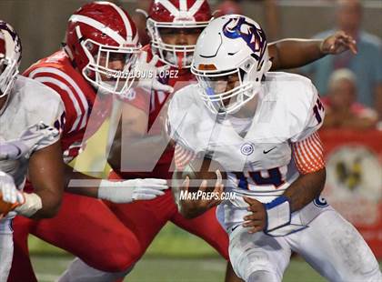 Thumbnail 3 in Bishop Gorman @ Mater Dei photogallery.