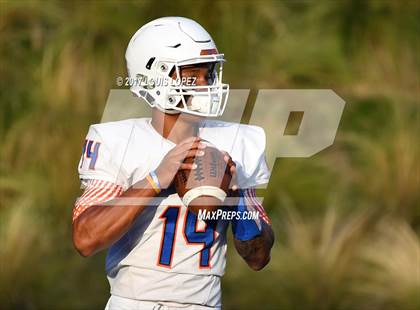 Thumbnail 2 in Bishop Gorman @ Mater Dei photogallery.