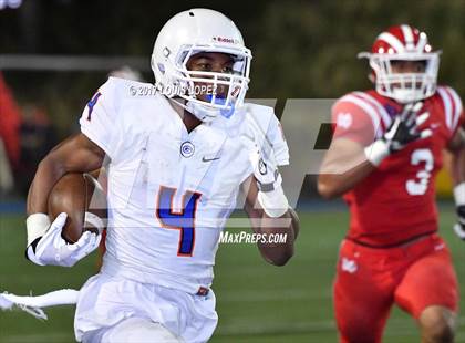 Thumbnail 3 in Bishop Gorman @ Mater Dei photogallery.