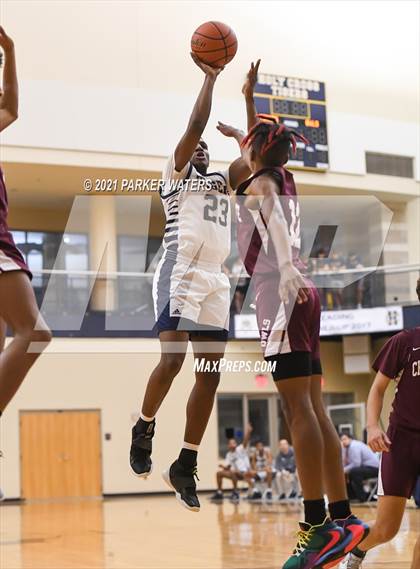 Thumbnail 3 in Chalmette @ Holy Cross photogallery.