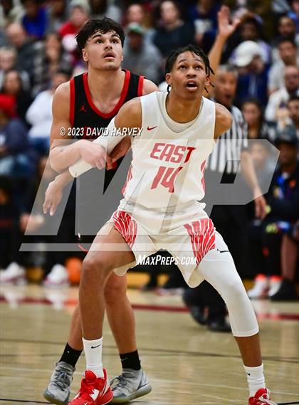 Thumbnail 3 in Eaglecrest vs Denver East (CHSAA 6A Round 2 Playoff) photogallery.
