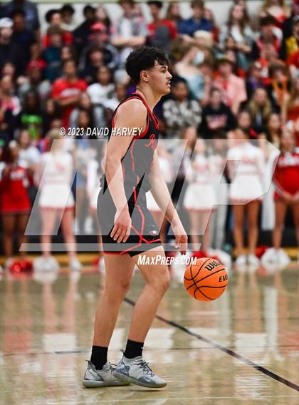 Thumbnail 3 in Eaglecrest vs Denver East (CHSAA 6A Round 2 Playoff) photogallery.