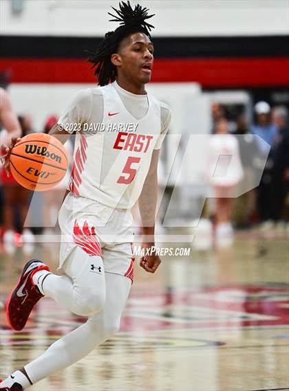 Thumbnail 3 in Eaglecrest vs Denver East (CHSAA 6A Round 2 Playoff) photogallery.
