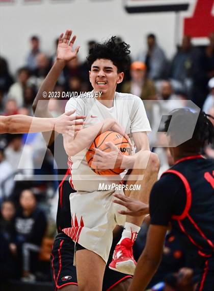 Thumbnail 3 in Eaglecrest vs Denver East (CHSAA 6A Round 2 Playoff) photogallery.