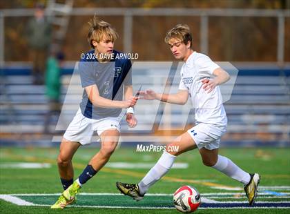 Thumbnail 3 in Holderness @ Pingree photogallery.
