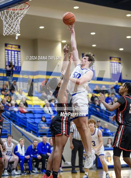 Thumbnail 2 in Kountze vs Lipan (HD Howard Classic) photogallery.