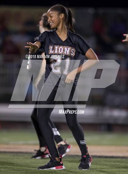 Thumbnail 2 in Oaks Christian vs. Alemany photogallery.