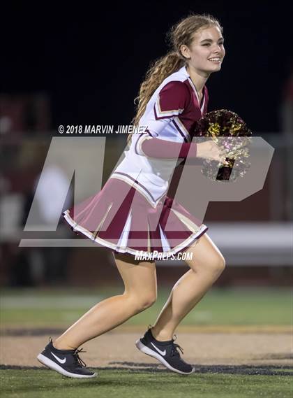 Thumbnail 3 in Oaks Christian vs. Alemany photogallery.