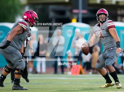 Thumbnail 2 in Oaks Christian vs. Alemany photogallery.