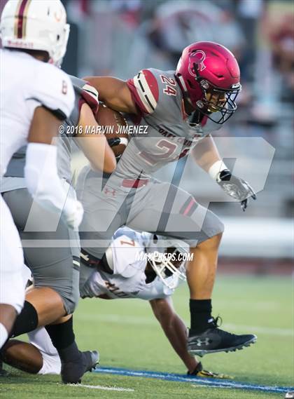 Thumbnail 3 in Oaks Christian vs. Alemany photogallery.
