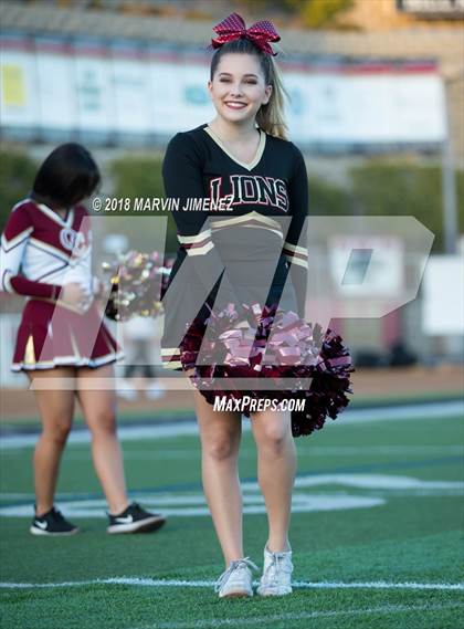Thumbnail 1 in Oaks Christian vs. Alemany photogallery.